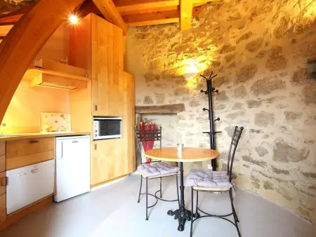 Moulin à vent restauré avec vue sur la campagne - Photo 1