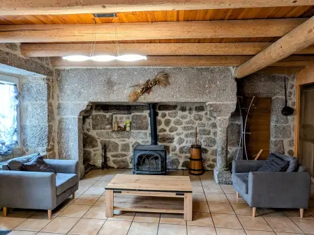 Maison de charme restaurée au bord d'un ruisseau avec terrasse, proche activités de plein air et confort moderne - Photo 3