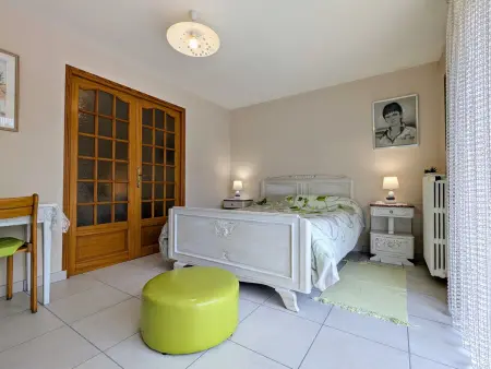 Gîte de charme en Auvergne, cour fermée, jardins privés, BBQ, babyfoot, proche St Jacques de Compostelle - Photo 8