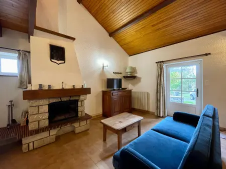 Maison en forêt avec terrasse, jeux pour enfants et cheminée, près du Pic du Lizieux et du Lac bleu - Photo 6