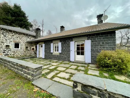 Maison en forêt avec terrasse, jeux pour enfants et cheminée, près du Pic du Lizieux et du Lac bleu - Photo 14