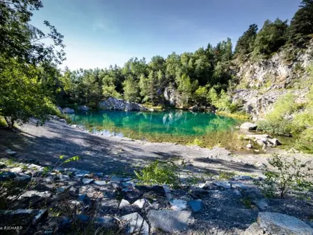 Maison en forêt avec terrasse, jeux pour enfants et cheminée, près du Pic du Lizieux et du Lac bleu - Photo 16