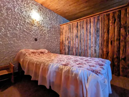 Maison de Vacances Nature avec Grand Jardin et Proximité La Chaise-Dieu - Photo 10