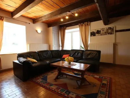 Maison de charme en pierres avec jardin, cheminées et jeux pour enfants, proche forêt du Meygal - Photo 2