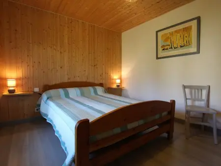 Maison de charme en pierres avec jardin, cheminées et jeux pour enfants, proche forêt du Meygal - Photo 7