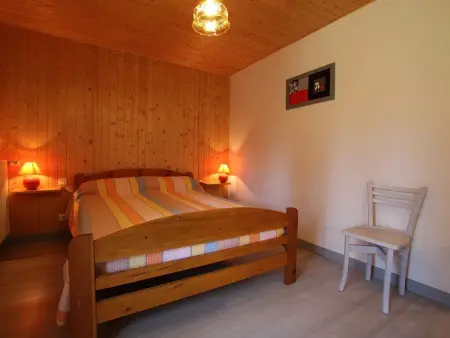Maison de charme en pierres avec jardin, cheminées et jeux pour enfants, proche forêt du Meygal - Photo 10