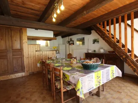 Maison de charme en pierres avec jardin, cheminées et jeux pour enfants, proche forêt du Meygal - Photo 19