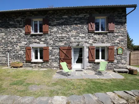 Maison de charme en pierres avec jardin, cheminées et jeux pour enfants, proche forêt du Meygal - Photo 22