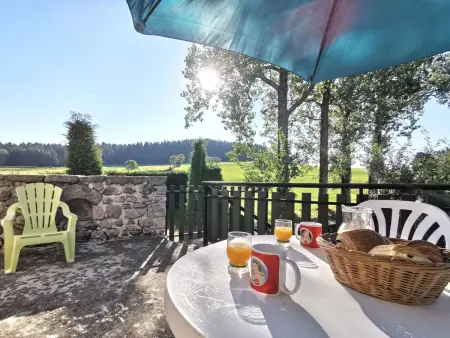 Charmant gîte à Saint-Romain-Lachalm avec terrasse et proximité Dunières - Photo 1
