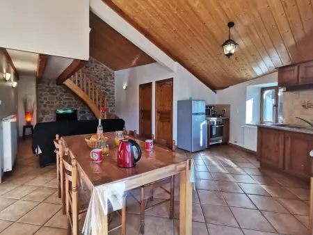 Charmant gîte à Saint-Romain-Lachalm avec terrasse et proximité Dunières - Photo 6