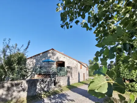 Charmant gîte à Saint-Romain-Lachalm avec terrasse et proximité Dunières - Photo 7