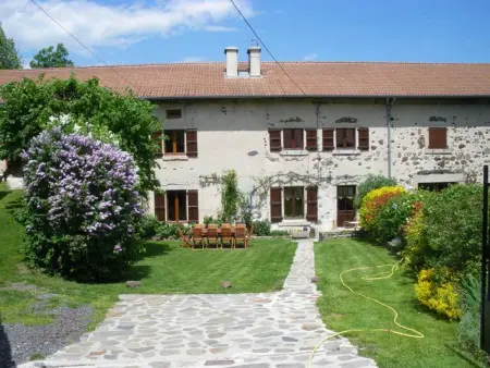 Ferme restaurée avec jardin clos et terrasse, proche Puy en Velay - Photo 1