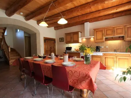 Ferme restaurée avec jardin clos et terrasse, proche Puy en Velay - Photo 2