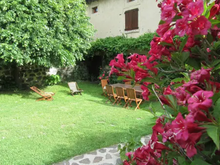 Ferme restaurée avec jardin clos et terrasse, proche Puy en Velay - Photo 5