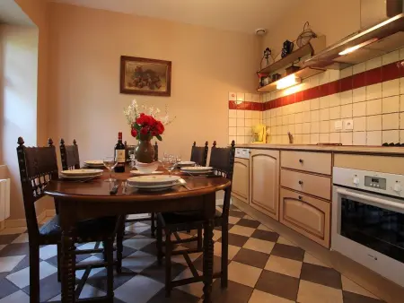 Maison de charme avec grand parc pour des vacances en famille au cœur de l'Auvergne - Photo 5