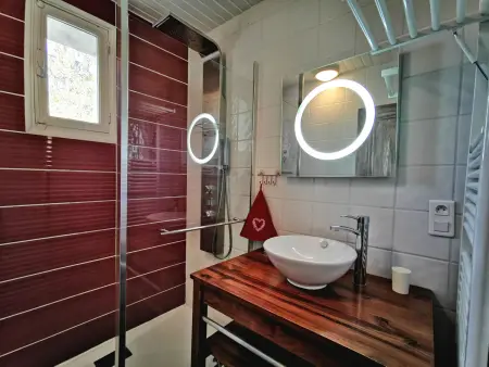Grande maison au cœur d'un village historique avec terrasse et WIFI inclus - Photo 9