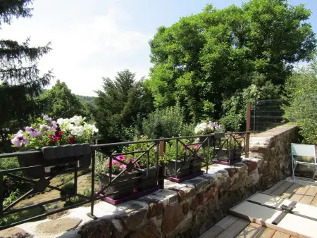 Grande maison au cœur d'un village historique avec terrasse et WIFI inclus - Photo 16