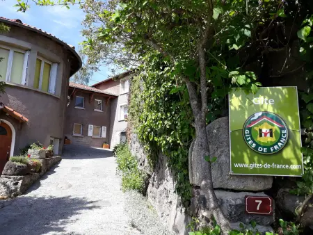 Grande maison au cœur d'un village historique avec terrasse et WIFI inclus - Photo 17