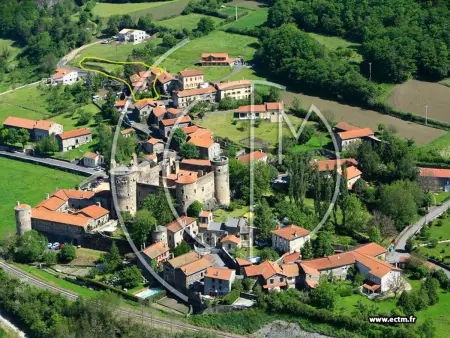 Grande maison au cœur d'un village historique avec terrasse et WIFI inclus - Photo 25
