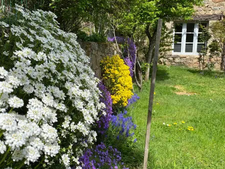 Maison de caractère avec jardin, idéale famille, près de Brioude, prox. baignade et ski - Photo 22