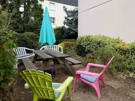 Maison cosy à Sully-sur-Loire, 5 chambres, terrasse, parking, draps et chauffage inclus - Photo 24