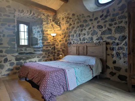 Élégante maison de maître XVIIIe, jardin clos 500m², nature, proche Puy-en-Velay, 11 pers., cosy & confort - Photo 7