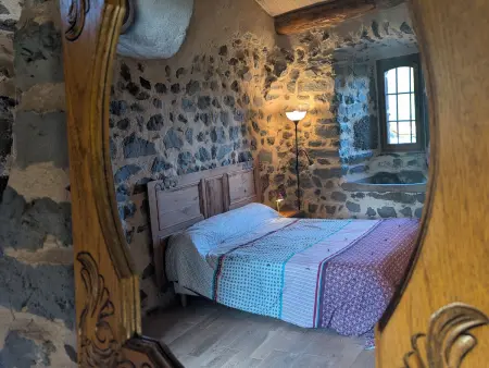 Élégante maison de maître XVIIIe, jardin clos 500m², nature, proche Puy-en-Velay, 11 pers., cosy & confort - Photo 8