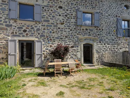 Élégante maison de maître XVIIIe, jardin clos 500m², nature, proche Puy-en-Velay, 11 pers., cosy & confort - Photo 18