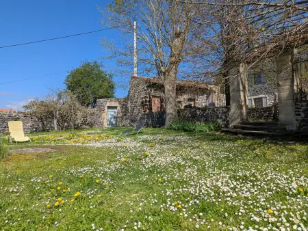 Élégante maison de maître XVIIIe, jardin clos 500m², nature, proche Puy-en-Velay, 11 pers., cosy & confort - Photo 20