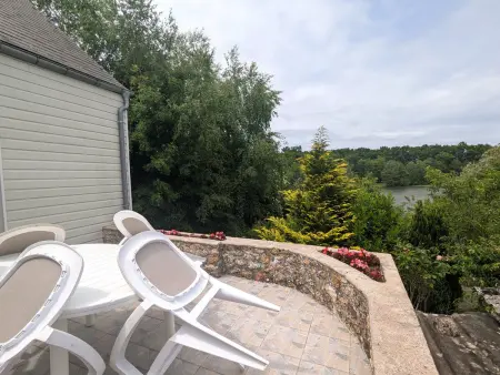 Gîte indépendant avec terrasse et accès direct au lac - Photo 2