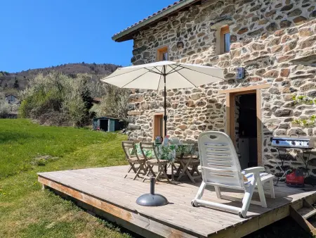 Charmante maison dans les gorges de la Loire avec terrasses et poêle à bois - Photo 15