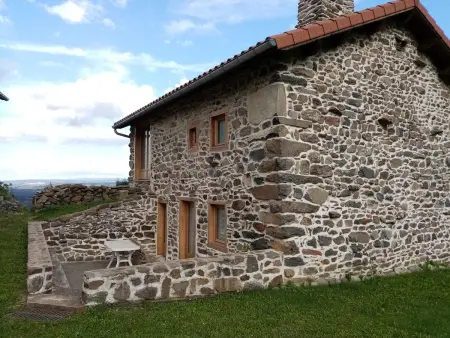 Charmante maison dans les gorges de la Loire avec terrasses et poêle à bois - Photo 19