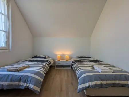 Charmante maison avec piscine en Brenne – 2 ch, jardin, draps et ménage inclus - Photo 4