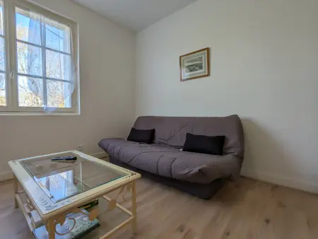 Charmante maison avec piscine en Brenne – 2 ch, jardin, draps et ménage inclus - Photo 6