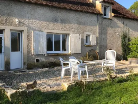 Charmante maison avec piscine en Brenne – 2 ch, jardin, draps et ménage inclus - Photo 13