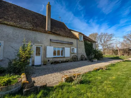Charmante maison avec piscine en Brenne – 2 ch, jardin, draps et ménage inclus - Photo 15