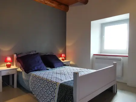 Gîte familial avec cour, ping-pong, proche Lyon et Clermont-Ferrand - Photo 3