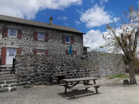 Gîte familial avec cour, ping-pong, proche Lyon et Clermont-Ferrand - Photo 7