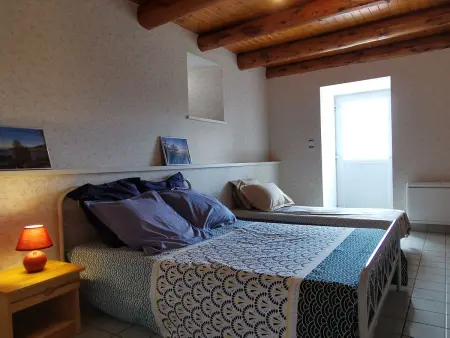 Gîte familial avec cour, ping-pong, proche Lyon et Clermont-Ferrand - Photo 8