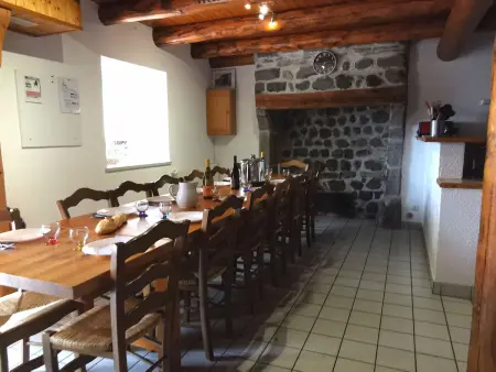 Gîte familial avec cour, ping-pong, proche Lyon et Clermont-Ferrand - Photo 15