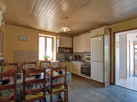 Charmant gîte à la ferme avec terrasse et animaux admis - Photo 3