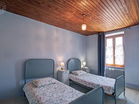 Charmant gîte à la ferme avec terrasse et animaux admis - Photo 9