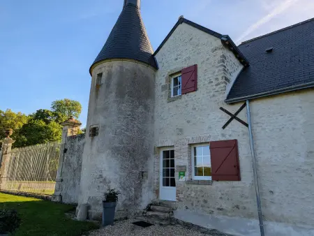 Maison spacieuse avec jardin privatif, idéale pour 6, proche Orléans et Châteaux de la Loire - Photo 2