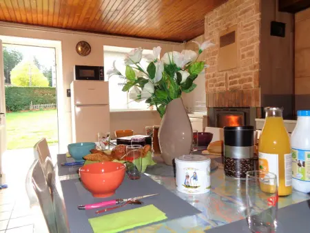 Gîte chaleureux avec animaux admis et wifi à Saint-Jean-la-Vêtre - Photo 2