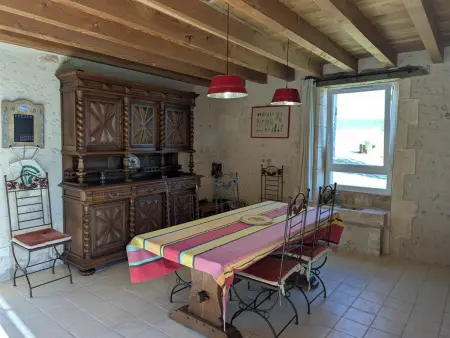 Maison isolée avec piscine privée et spa, Charente - Photo 5