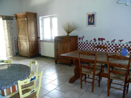 Gîte Charentais avec Piscine Chauffée, Jardin, Equip. Bébé et Recharge Électrique - Proche Périgord - Photo 4