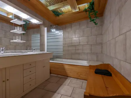 Gîte Charentais avec Piscine Chauffée, Jardin, Equip. Bébé et Recharge Électrique - Proche Périgord - Photo 13