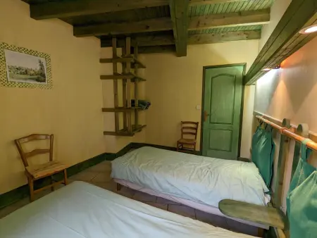 Gîte Charentais avec Piscine Chauffée, Jardin, Equip. Bébé et Recharge Électrique - Proche Périgord - Photo 18
