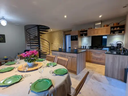 Maison de campagne avec piscine, tennis privé et WIFI - Photo 8