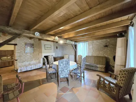 Grande maison de campagne avec piscine privée et animaux admis - Photo 17